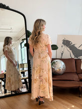 Load image into Gallery viewer, Vintage 1980s Starina Floral Dress
