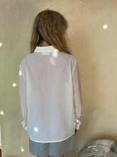 Load image into Gallery viewer, Vintage Christie Jill Pearl &amp; Floral Embroidered Blouse
