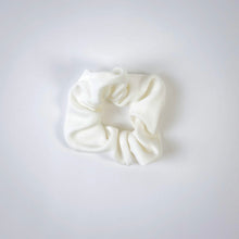 Load image into Gallery viewer, Basic Scrunchie Set - Set of 4
